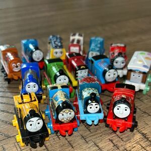 Thomas & Friends 15 piece Mini Train 🚂 Set P36D